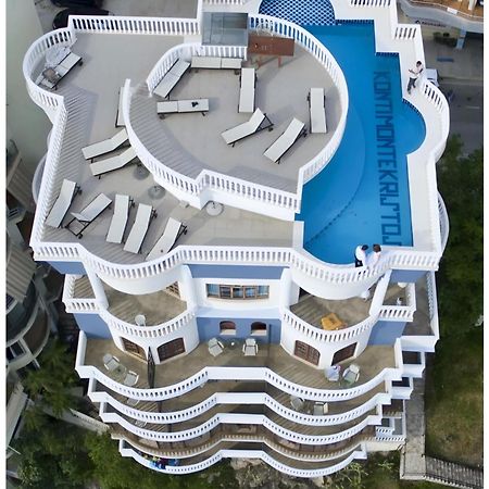 Monte Cristo Hotel With Rooftop Pool Sarande Ngoại thất bức ảnh