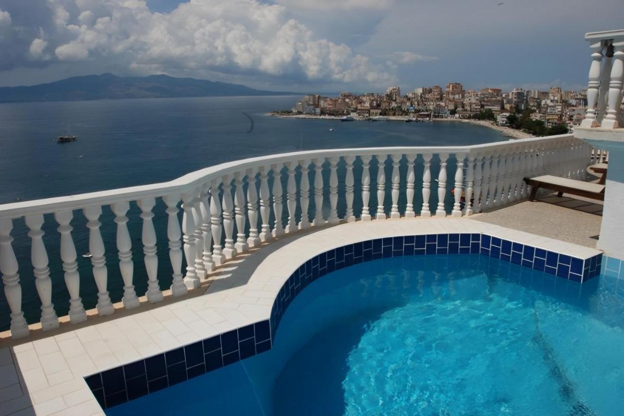 Monte Cristo Hotel With Rooftop Pool Sarande Ngoại thất bức ảnh