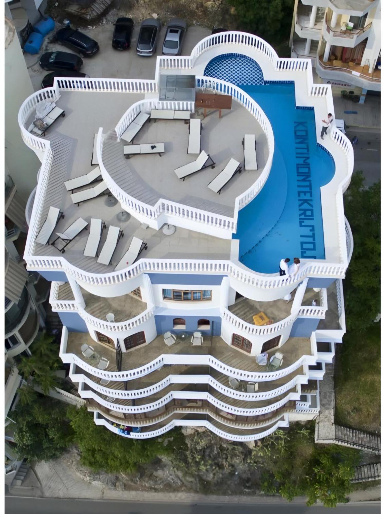 Monte Cristo Hotel With Rooftop Pool Sarande Ngoại thất bức ảnh