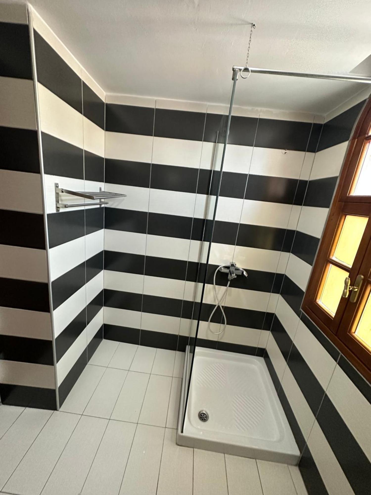 Monte Cristo Hotel With Rooftop Pool Sarande Ngoại thất bức ảnh
