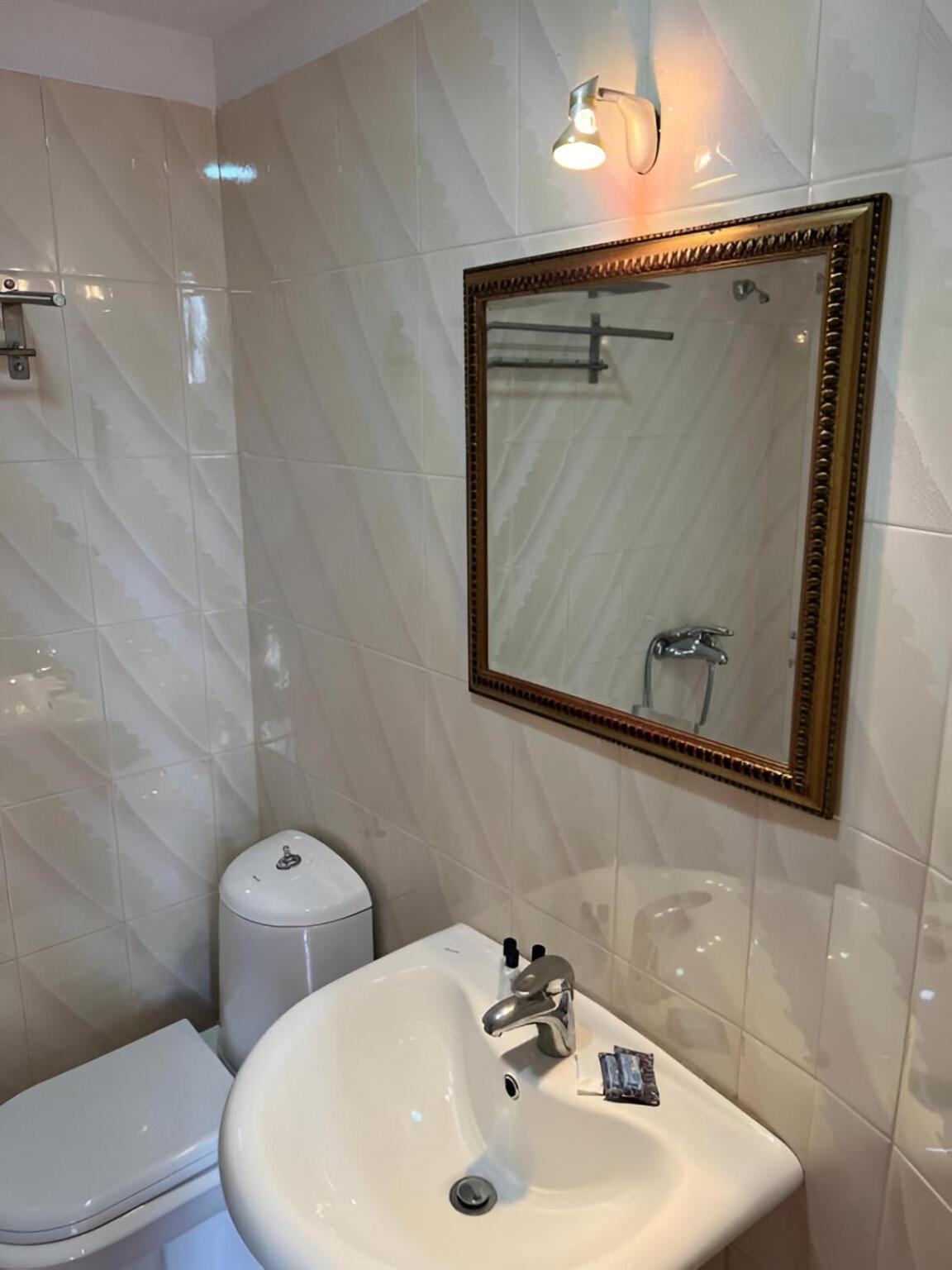 Monte Cristo Hotel With Rooftop Pool Sarande Ngoại thất bức ảnh