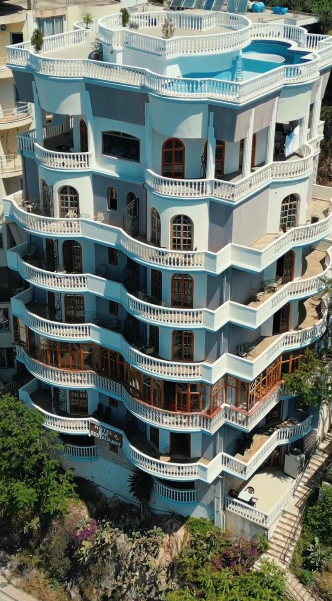 Monte Cristo Hotel With Rooftop Pool Sarande Ngoại thất bức ảnh